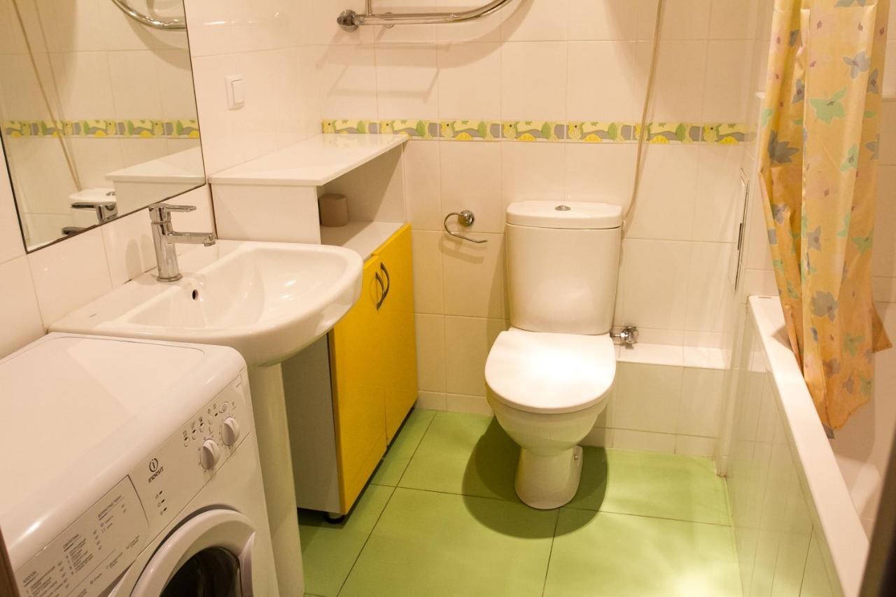 קייב Cozy Apartments Near Olympic Stadium מראה חיצוני תמונה